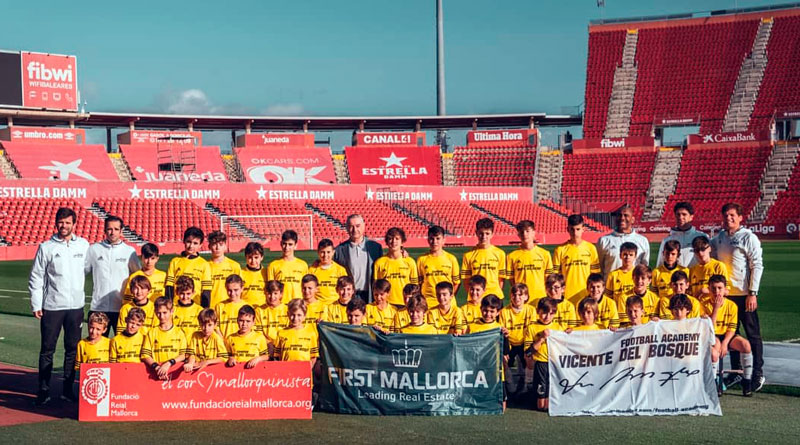 Grupo en Estadio de Son Moix